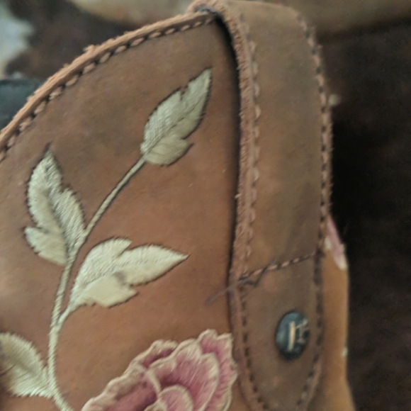 LIBERTY BLACK LB7129102 "Caborca Silver" embroidered floral booties sz 7 NEW - Picture 10 of 13